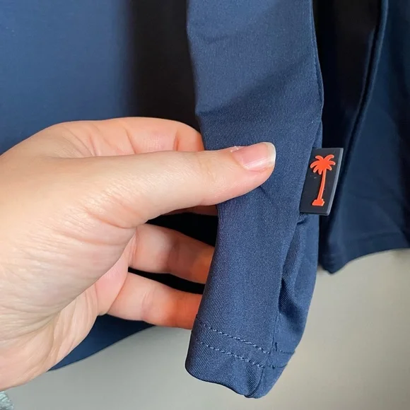 NWT Margaritaville Sz XXL Mens Insignia Blue Long Sleeve Logo Sword Fish Top $30 - Picture 7 of 12